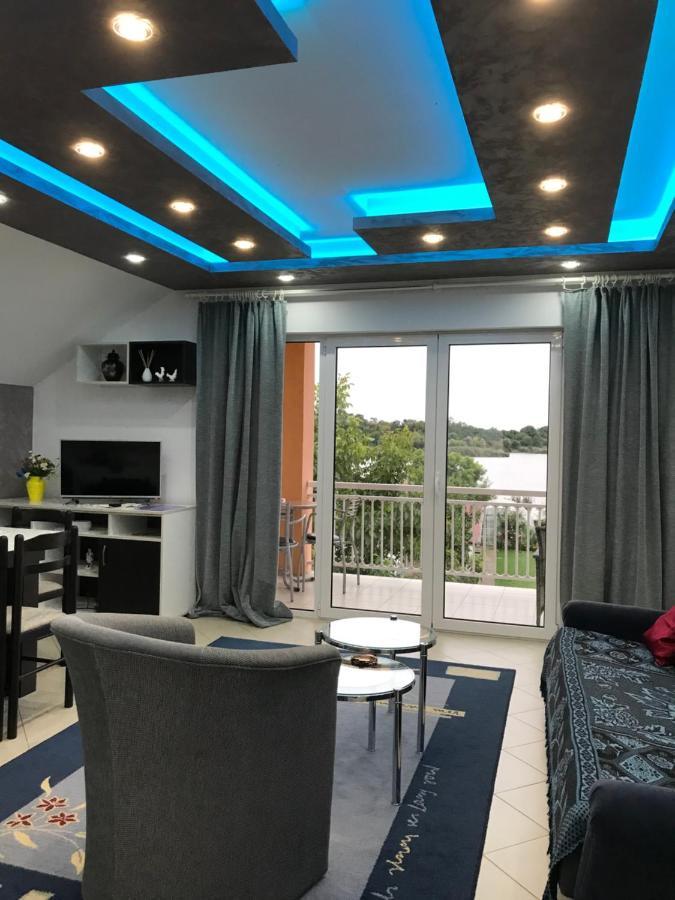 Guesthouse Rebel Deliblát Kültér fotó