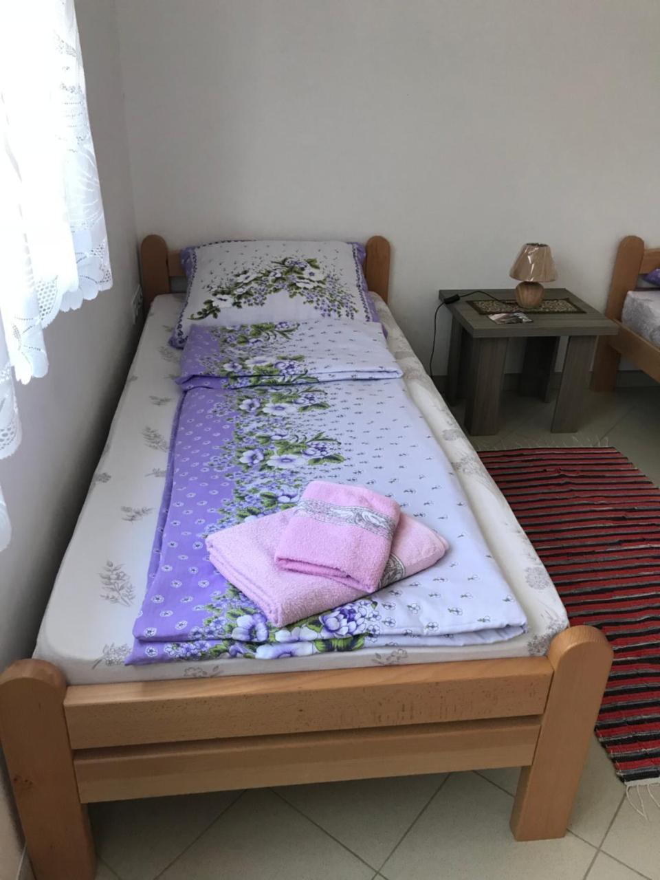 Guesthouse Rebel Deliblát Kültér fotó
