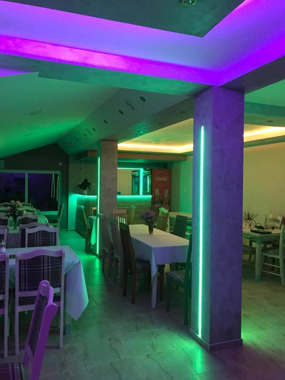 Guesthouse Rebel Deliblát Kültér fotó