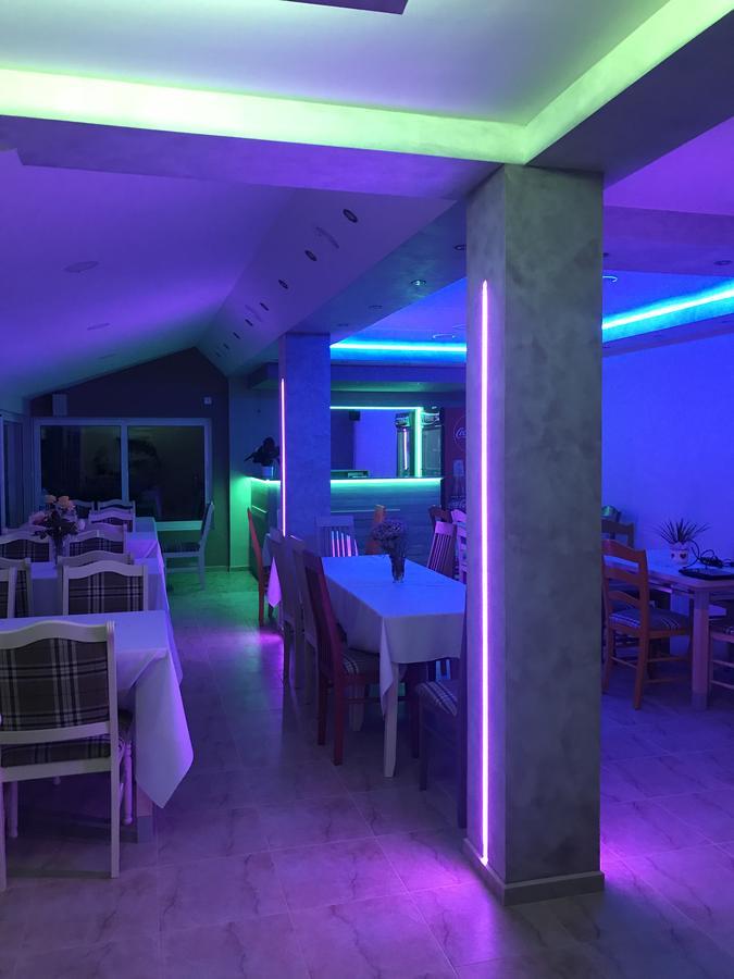 Guesthouse Rebel Deliblát Kültér fotó