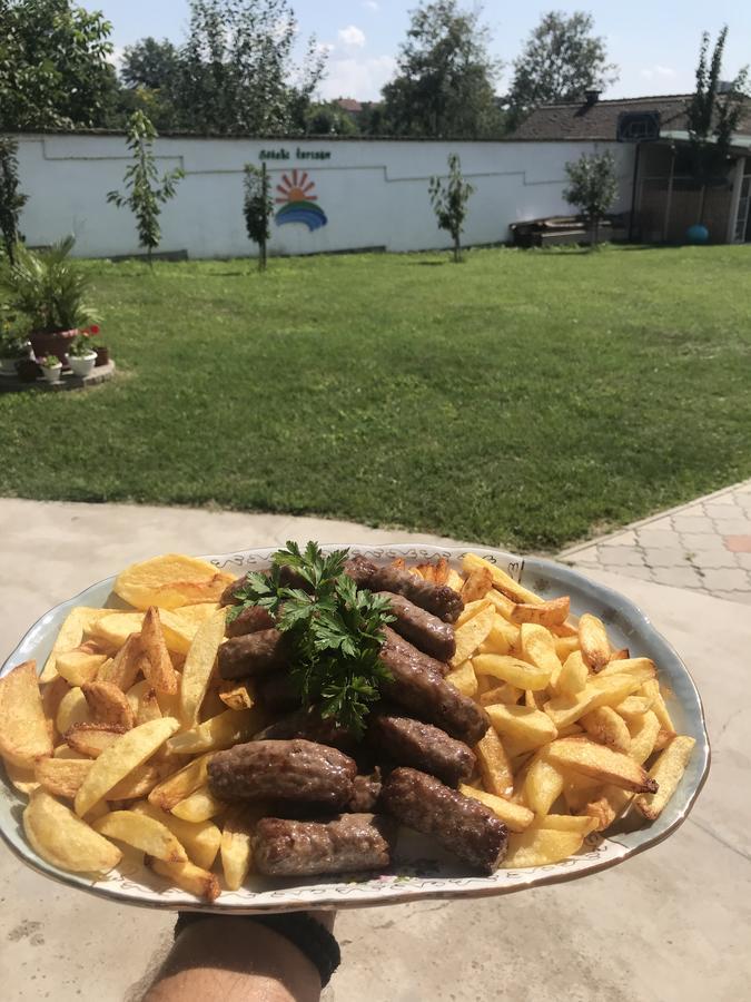 Guesthouse Rebel Deliblát Kültér fotó
